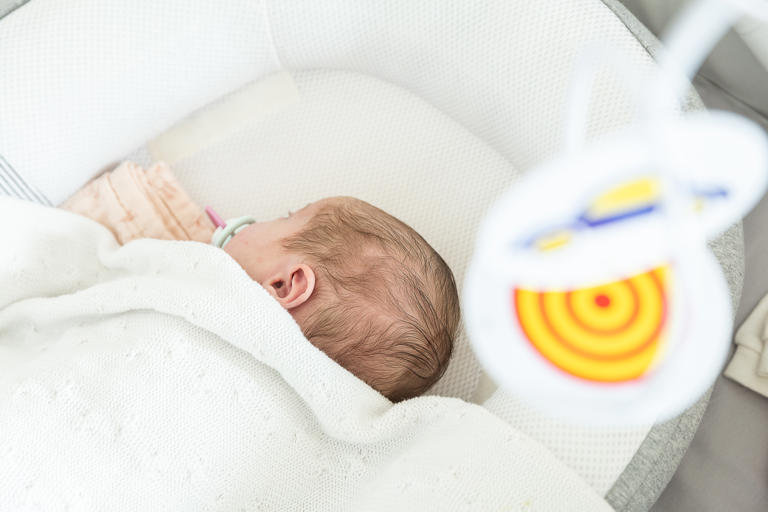 Bijna miljoen euro compensatie voor Spaanse vrouw na verwisseling van baby’s