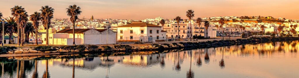 Conil de la Frontera resort guide min