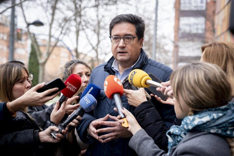 PSOE M no descarta acudir a los tribunales tras la "filtración" de los datos de la edil que acusó al alcalde de Móstoles