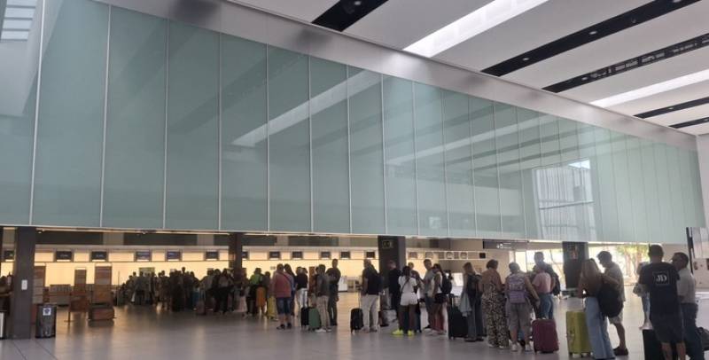 1000264583 11773319704 large