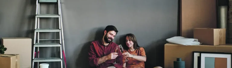 Couple celebrating moving to house 2023 11 27 05 19 59 utc scaled rjc79vadsxtkn293aev3c92z5ypwhl5r1ppj4896l0.jpg