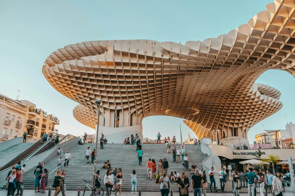 Málaga en Sevilla behoren tot 250 belangrijkste steden ter wereld, maar andere Spaanse steden scoren hoger