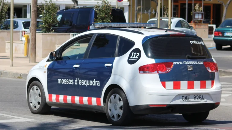 Vrouw en dochter woonden jarenlang met overleden man in huis bij Barcelona