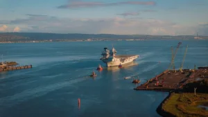 Gigantisch Brits vliegdekschip komt naar Gibraltar bezoekers mogen gratis aan boord