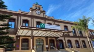 Man verliest nier na redden van vrouw bij gewelddadige steekpartij in Málaga
