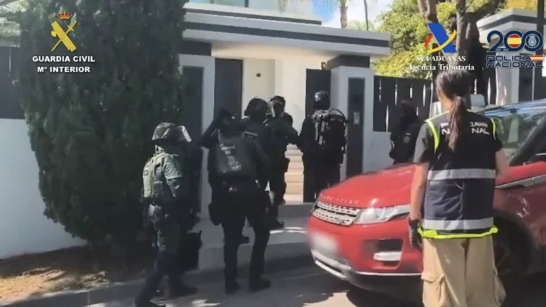 Spaanse justitie slaat alarm internationale drugsbendes steeds zwaarder bewapend rond Gibraltar